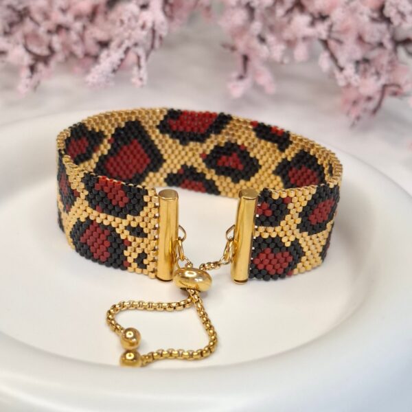 20260419_184231-scaled-1.jpg LEO – Leopard Pattern Bracelet