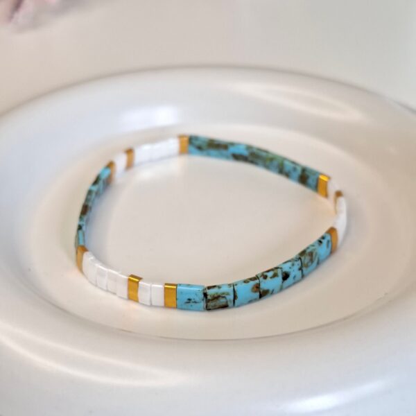 20260527_180724-scaled-1.jpg Tila – Picasso Turquoise Bead Bracelet