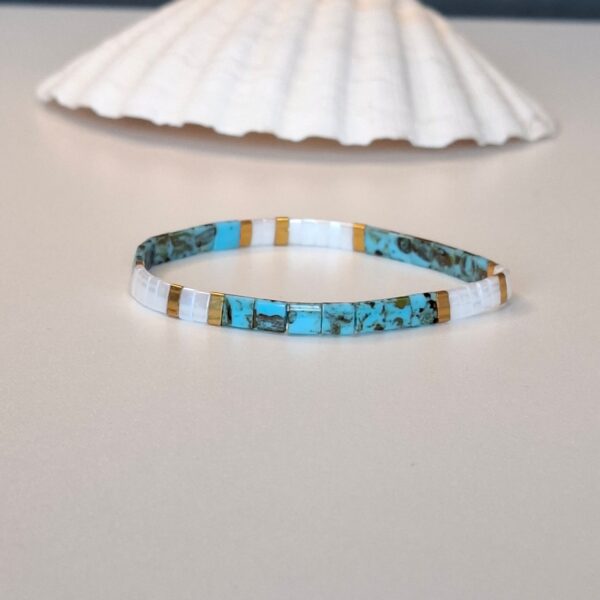 20260626_181833-scaled-1.jpg Tila – Picasso Turquoise Bead Bracelet